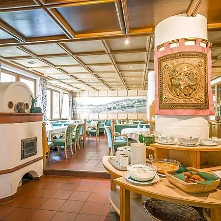 Hotel Waldpension Putz 3*