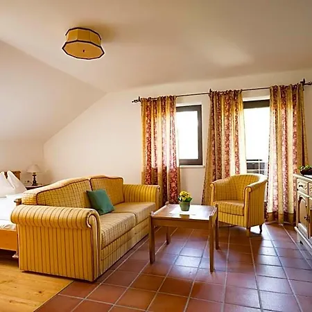 Waldpension Putz 3* Greifenburg