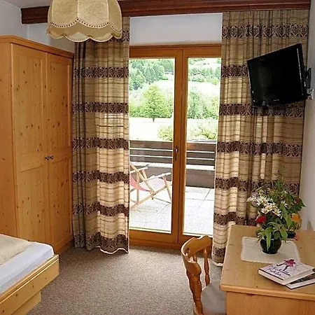 Waldpension Putz Hotel 3*